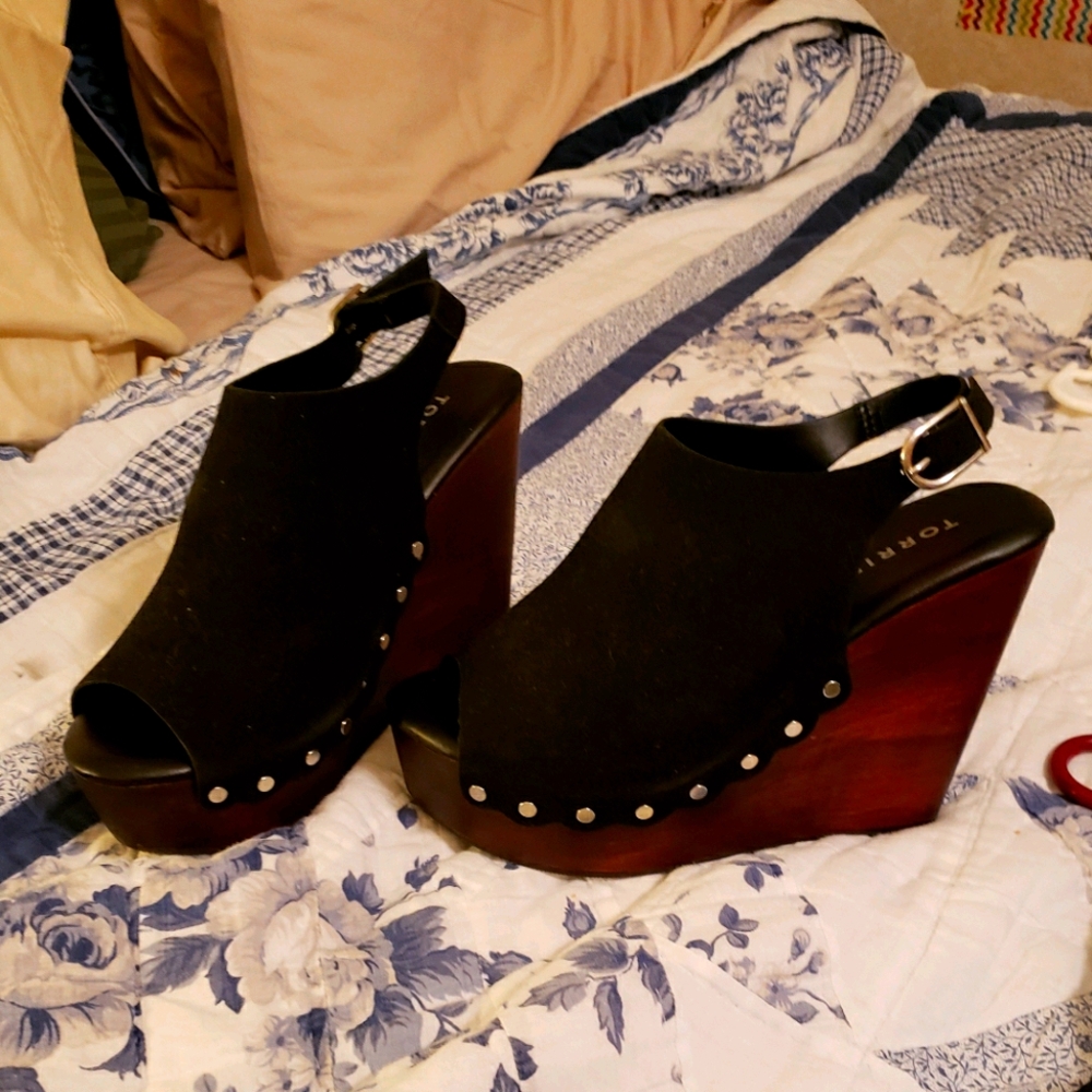 Torrid wedge heels